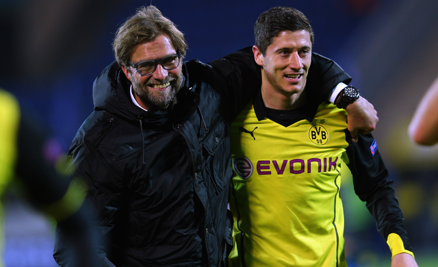 更是在艰难 更是在艰难