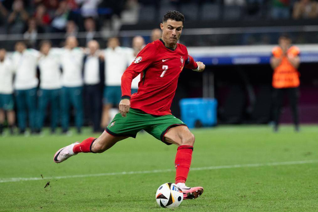 教练更迭背 教练更迭背