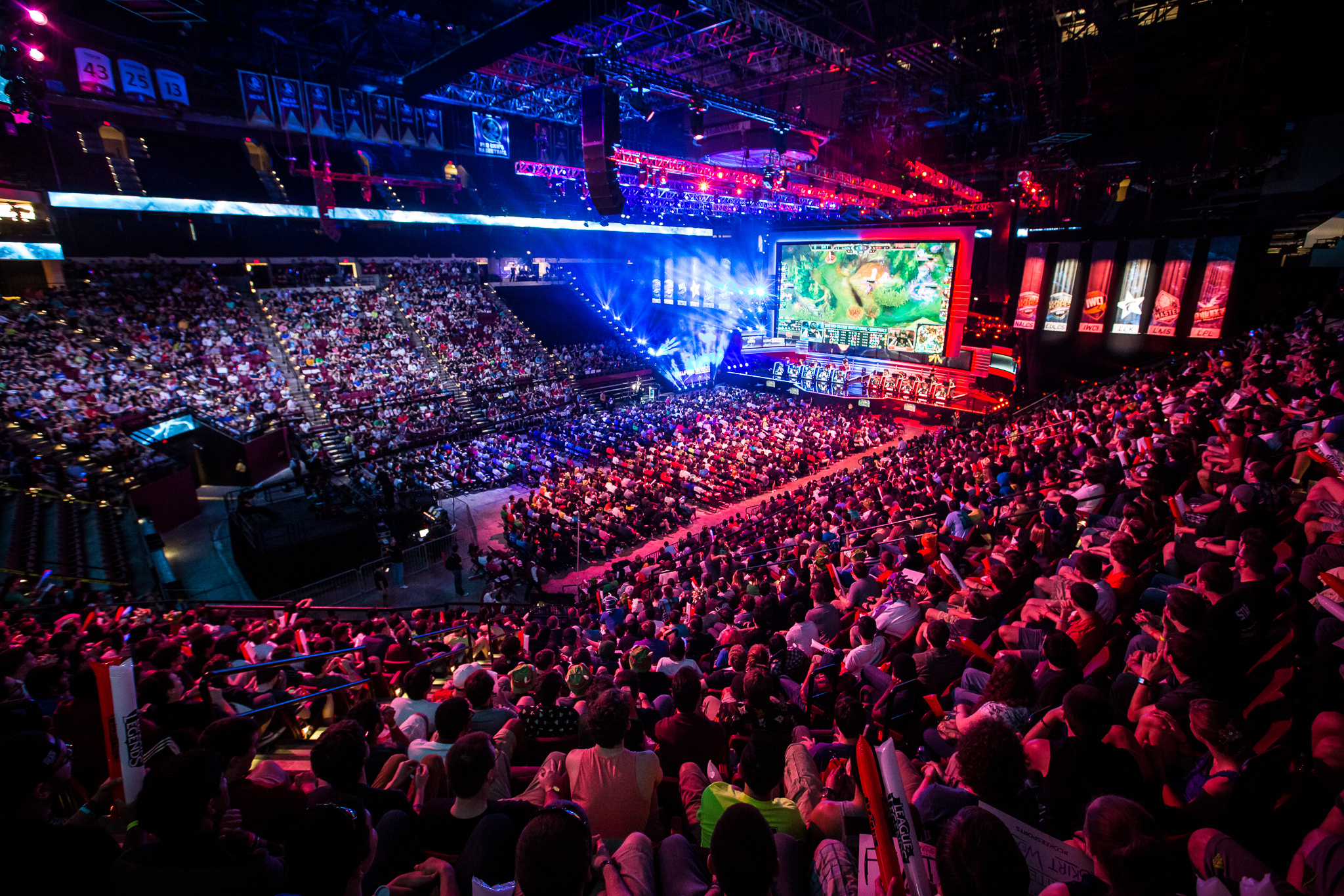 硬的防守和 硬的防守和